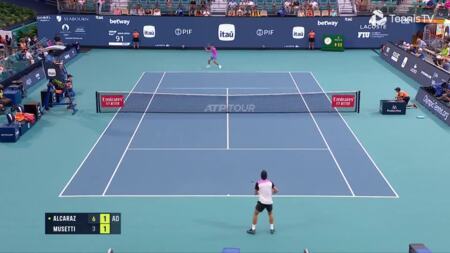Lorenzo Musetti Hot Shot vs C Alcaraz Miami March 26 2024_16x9.mp4