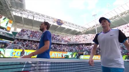 Jannik Sinner Match Point vs Medvedev 16x9