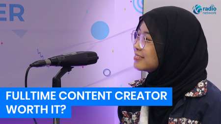 Kerja Fulltime Jadi Content Creator, Apakah Worth It? || Podcast Smart Career