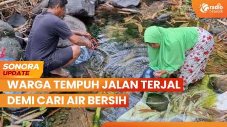 Warga Situbondo Tempuh Jalan Terjal, Demi Cari Air Bersih | SONORA UPDATE