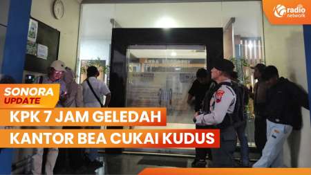 7 Jam Geledah Kantor Bea Cukai Kudus, KPK Bawa 2 Koper & 1 Tas | SONORA UPDATE