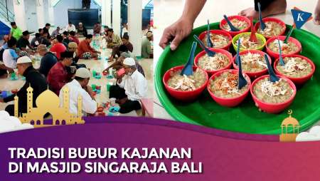 Menghidupkan Kembali Tradisi Bubur Kajanan di Masjid Singaraja Bali