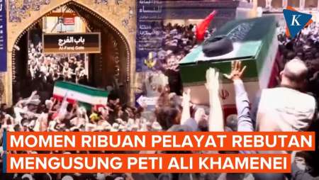 Momen Ribuan Pelayat Berebut Mengusung Peti Khamenei Di Makam Imam Ali
