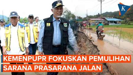 Menteri PUPR Kunjungi Lokasi Banjir-Longsor di Sumbar, Targetkan Pembersihan dalam Sepekan