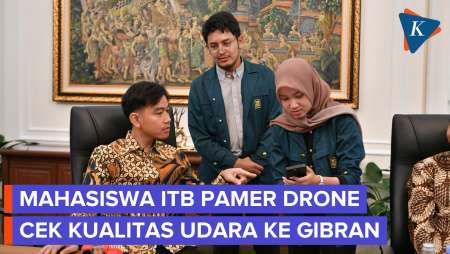 Bertemu Gibran, Mahasiswa ITB Pamerkan Drone Pengukur Udara