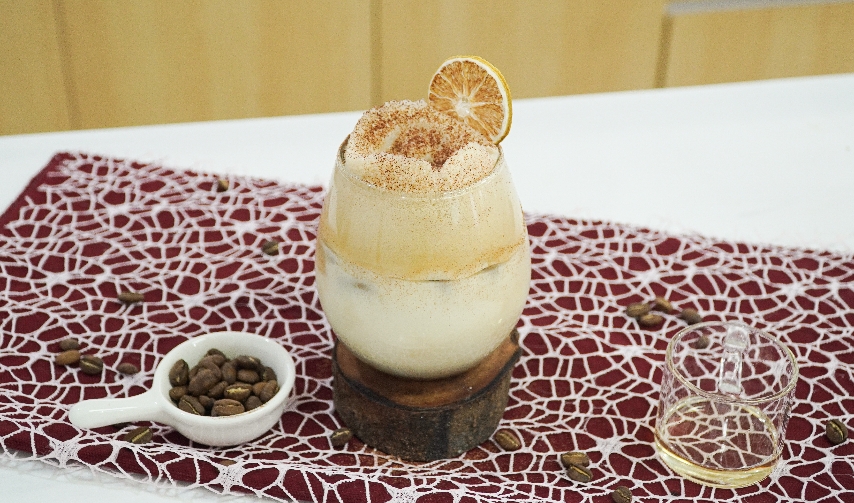 Resep Vanilla Latte Rumahan || Bisa Jadi Ide Jualan, Seger Banget!