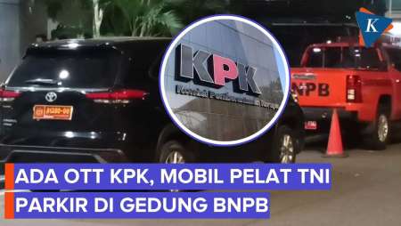Situasi Usai OTT KPK, Mobil Berpelat TNI Terparkir di Gedung BNPB