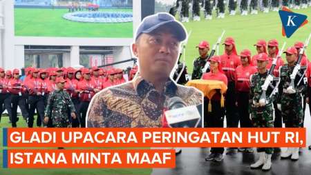 Calon Paskibraka Gladi Upacara HUT RI di Tengah Hujan