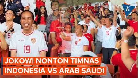 Momen Jokowi Full Senyum Nonton Timnas Indonesia Bobol Gawang Arab Saudi Dua Kali