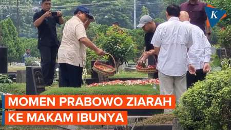 Prabowo Ditemani Didit Ziarah ke Makam Ibunya di Tanah Kusir