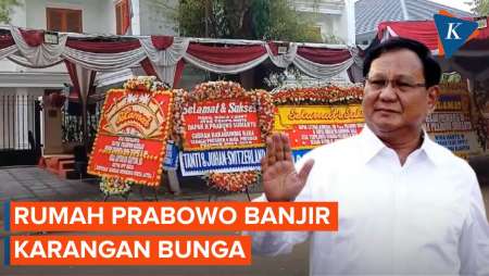 Unggul di Quick Count, Rumah Prabowo Banjir Karangan Bunga