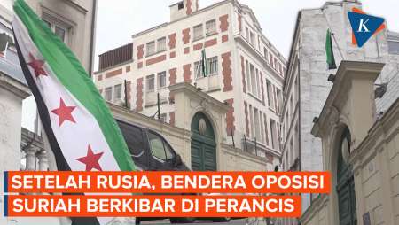 Susul Rusia! Bendera Oposisi Suriah Berkibar di Gedung Kedubes di Perancis