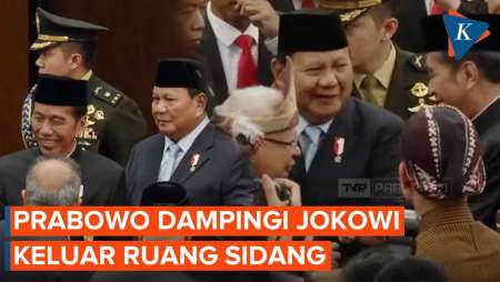 Momen Prabowo Dampingi Jokowi Keluar Ruang Sidang DPR