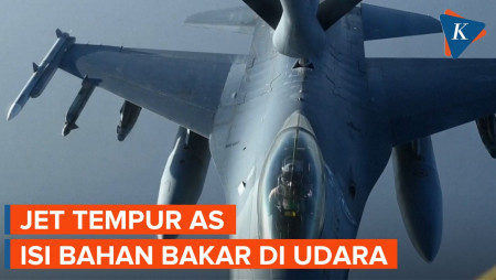 Momen Jet Tempur AS Isi Bahan Bakar di Atas Selat…