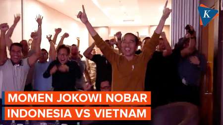 Timnas Menang, Jokowi Bersorak Bareng Paspampres dan Menteri-menteri