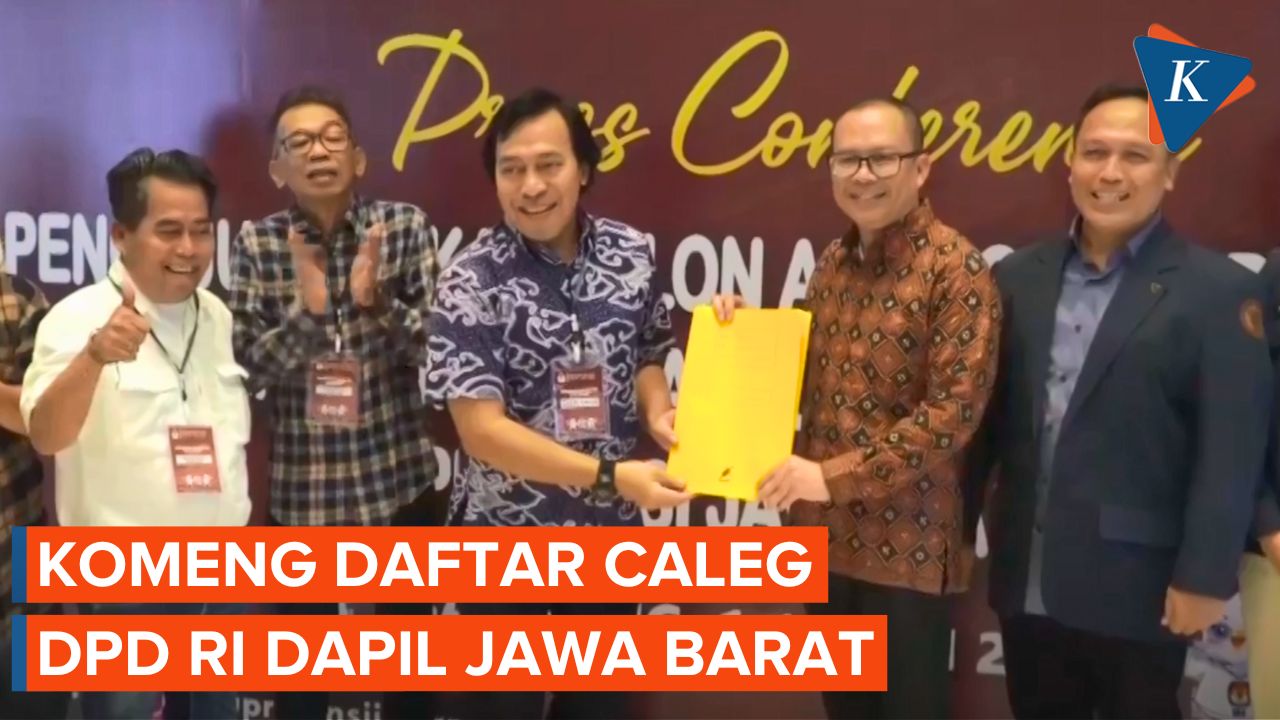 Momen Komeng Daftar Caleg DPD RI Dapil Jawa Barat