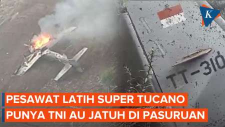 Pesawat Tucano TNI AU Jatuh di Pasuruan