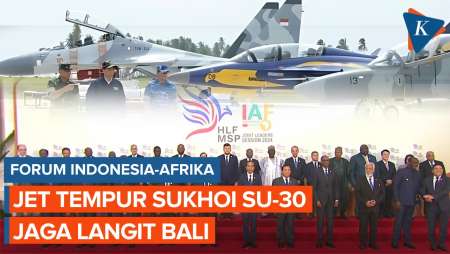 Penampakan Jet Tempur Sukhoi SU-30 yang Amankan KTT Indonesia-Afrika di…