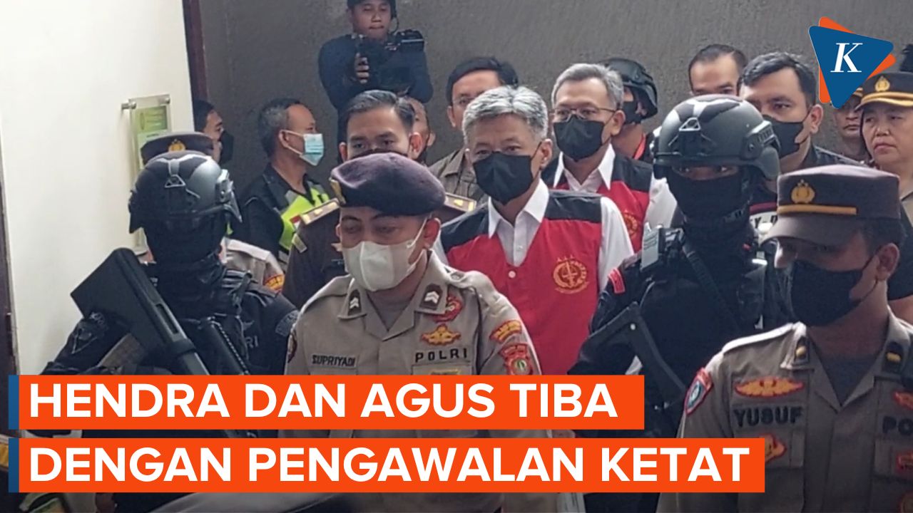 Para Tersangka Obstruction of Justice Pembunuhan Brigadir J Tiba di PN Jaksel
