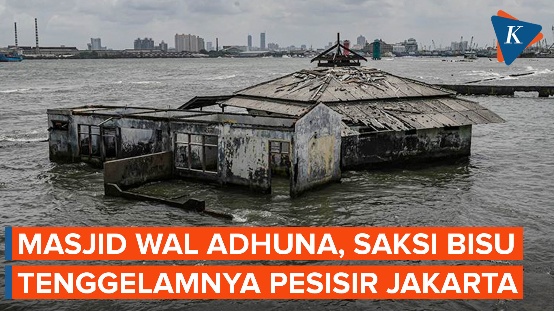 Menengok Masjid Wal Adhuna, Saksi Bisu Tenggelamnya Pesisir Ibu Kota Jakarta
