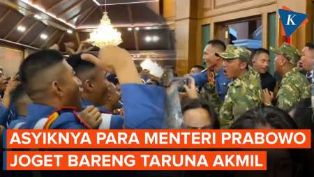 Pecah! Momen Menteri Prabowo Joget Bareng Taruna Akmil Usai Gala Dinner