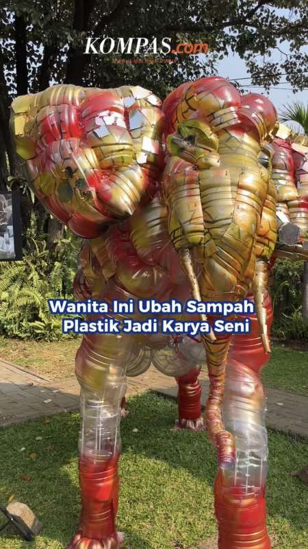 Seniman Ini Ubah Sampah Plastik Jadi Karya Seni