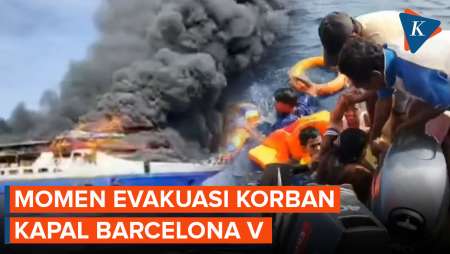 Momen Evakuasi Penumpang KM Barcelona yang Terbakar