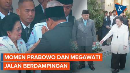 Momen Prabowo dan Megawati Jalan Berdampingan di Upacara Hari Lahir Pancasila