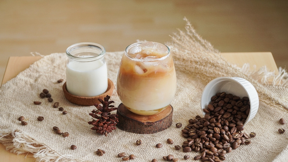 Resep Vanilla Dolce Latte, Kopi ala Kafe Versi Low Budget!
