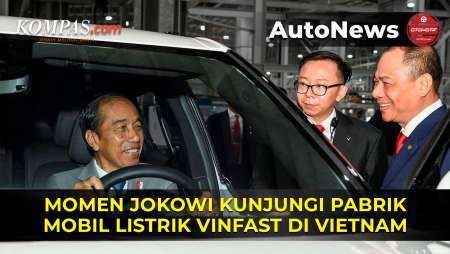 Jokowi Kunjungi Pabrik Mobil Listrik VinFast di Vietnam