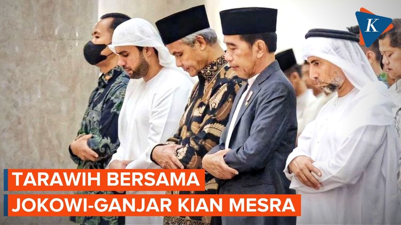 Momen Jokowi dan Ganjar Shalat Tarawih di Masjid Raya Sheikh Zayed Solo