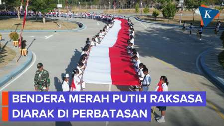 Merah Putih Sepanjang 180 Meter Diarak di Perbatasan Indonesia-Timor Leste