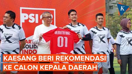 Momen Ketum PSI Kaesang Beri Rekomendasi dan Jersey ke 15 Calon Kepala Daerah