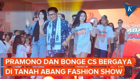 Momen Pramono Fashion Show Bareng Bonge Cs Pakai Produk Pasar Tanah Abang