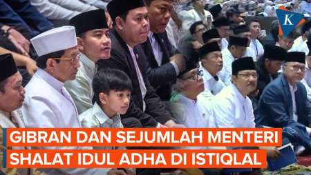 Momen Gibran Shalat Idul Adha Di Masjid Istiqlal, Ditemani Jan Ethes