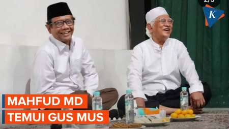 Mahfud MD Temui Gus Mus Minta Doa agar Indonesia Lebih Baik