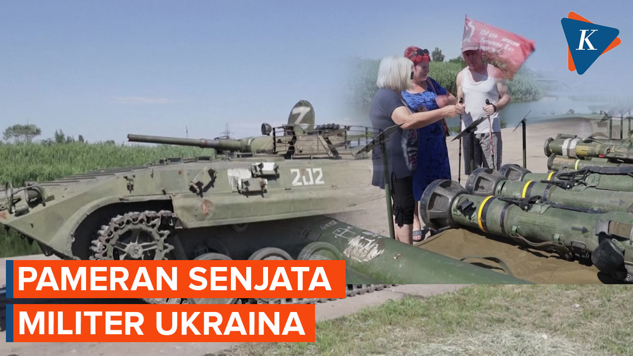 Pameran Senjata Sitaan Ukraina di Mariupol