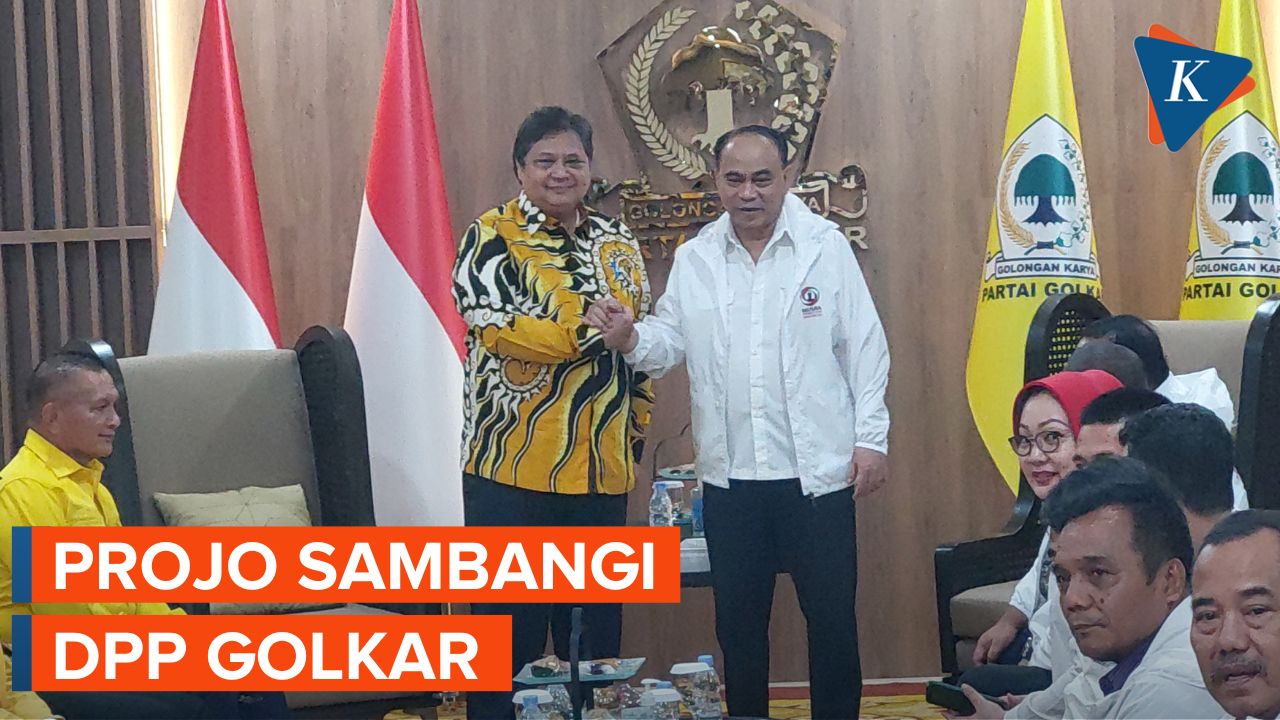 Relawan Jokowi Bertemu Airlangga Hartarto Serahkan Hasil Musra