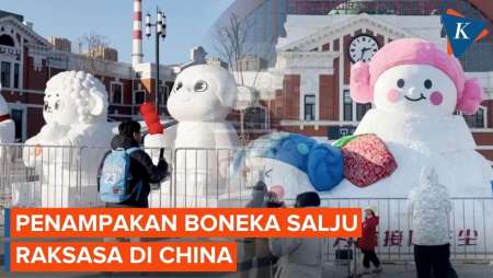 Melihat Patung Boneka Salju Raksasa Di China, Jadi Pusat Perhatian Warga