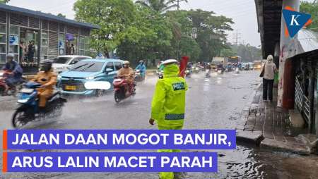 Jalan Daan Mogot Jakbar Banjir, Arus Lalin Lumpuh Di Sejumlah Titik