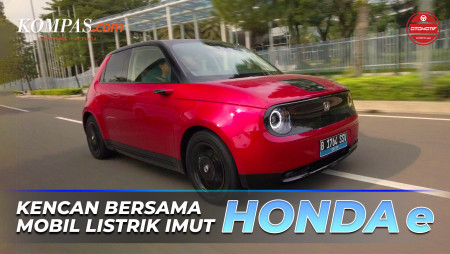 TEST DRIVE | Honda e | Kencan Bersama Mobil Listrik Imut Honda