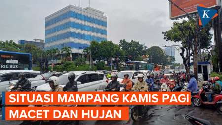 Situasi Terkini di Mampang, Diguyur Hujan dan Macet