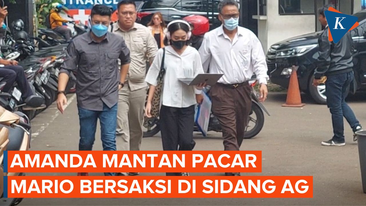Momen Amanda Tiba di PN Jakarta Selatan untuk Bersaksi di Sidang AG
