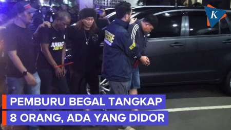 8 Pria Ditangkap Tim Pemburu Begal, Ada Penjambret HP WNA Di Bundaran HI