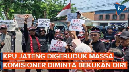 KPU Jateng Digeruduk Massa, Tuntut Ketua dan Komisioner KPU Pusat…