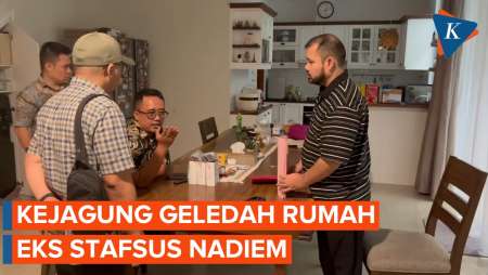 Momen Kejagung Geledah Rumah Eks Stafsus Nadiem Makarim