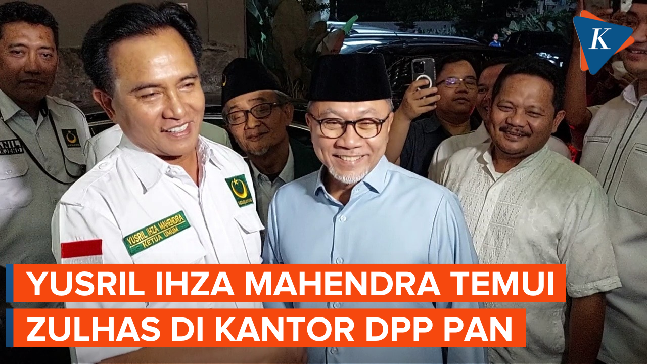 Zulkifli Hasan Sambut Kedatangan Yusril Ihza Mahendra di Kantor DPP PAN