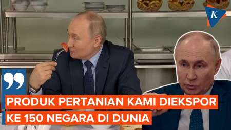 Momen Putin Mencicipi Tomat Hasil Panen yang Gunakan Robot