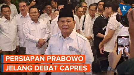 Jelang Debat Capres, PSI: Pak Prabowo Seperti Biasa Awali Hari dengan Renang