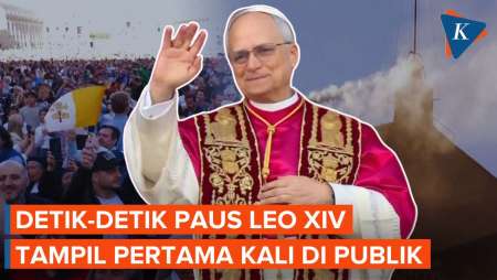 Momen Paus Leo XIV Pertama Kali Tampil ke Publik, Tersenyum dan Lambaikan Tangan